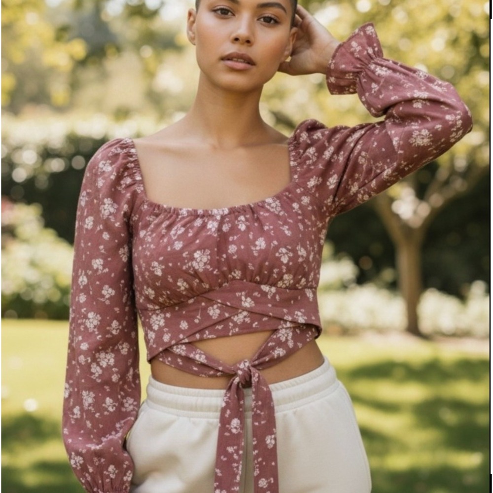Altar'd State Women's Floral Puff Sleeve Wrap‎ Around Crop Top L